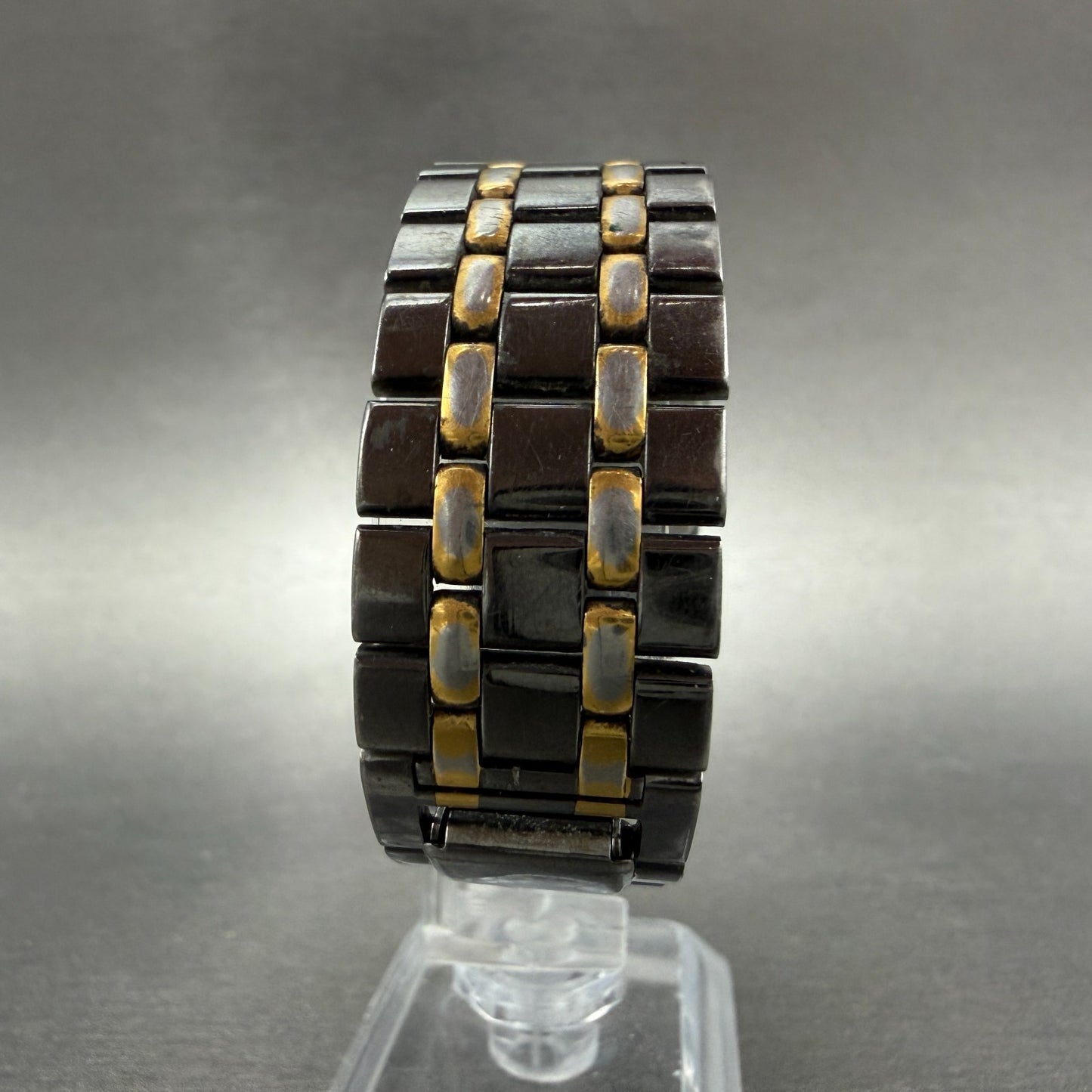 Seiko tank Watch Men 25mm Black Dial Black & Gold Tone Date 7N29-5B59 NewBattery7
