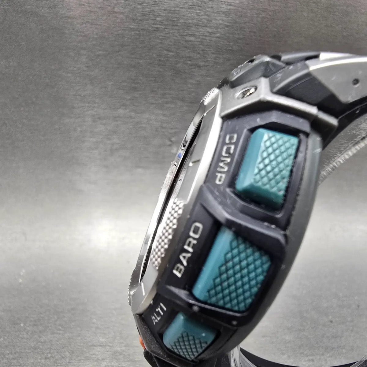 Casio Pro Trek PAW-1100 Watch Men 52mm Gray Silver Solar Triple Sensor Alarm JP2