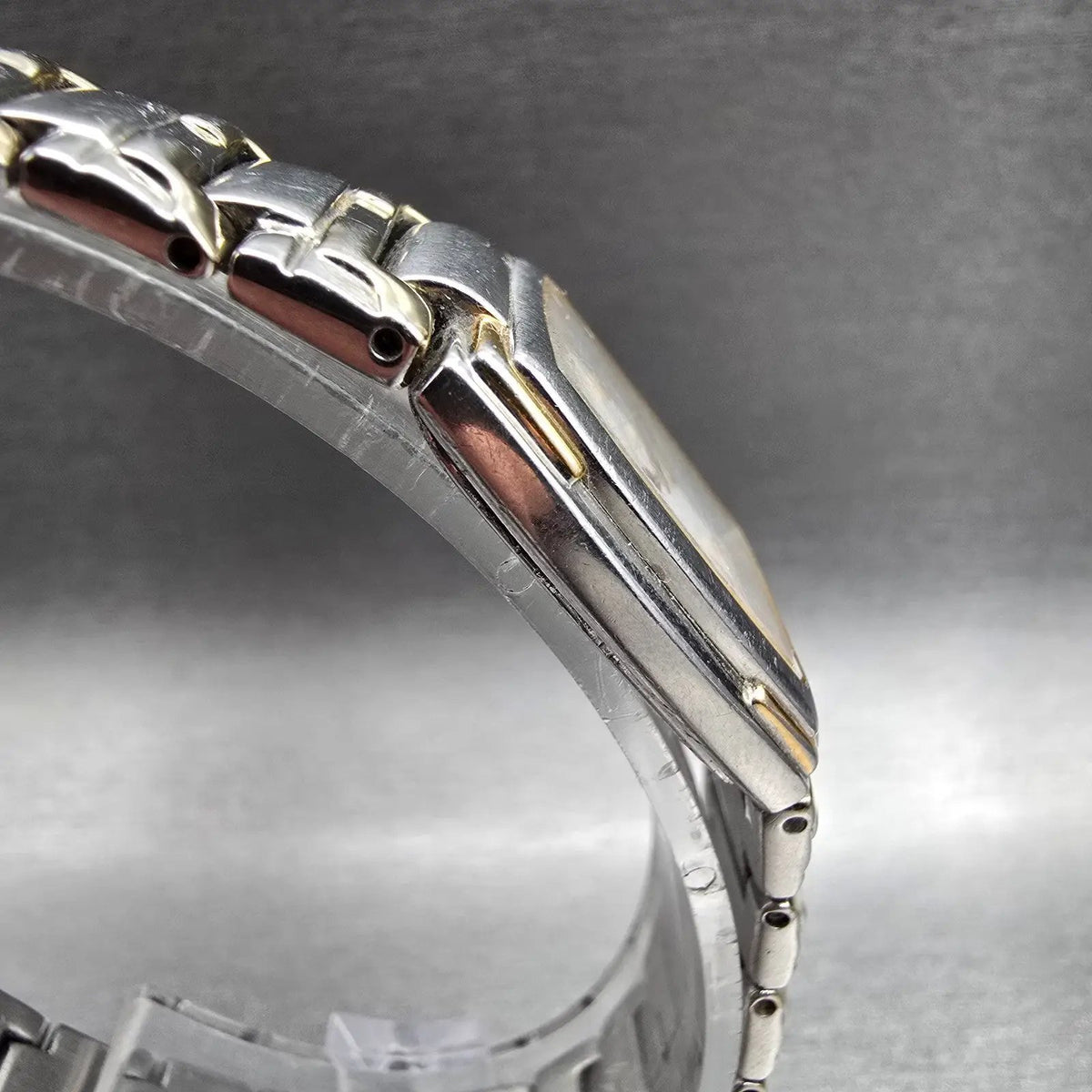 Seiko Tank Watch Women 21mm White Dial Two Tone Rectangle 1N00-0FY0 New Battery3