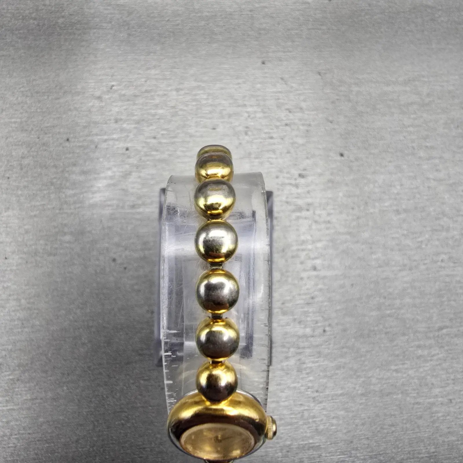 Seiko Watch Women 14mm Champagne Dial Gold Tone Round 1E20-0079 New Battery VTG4