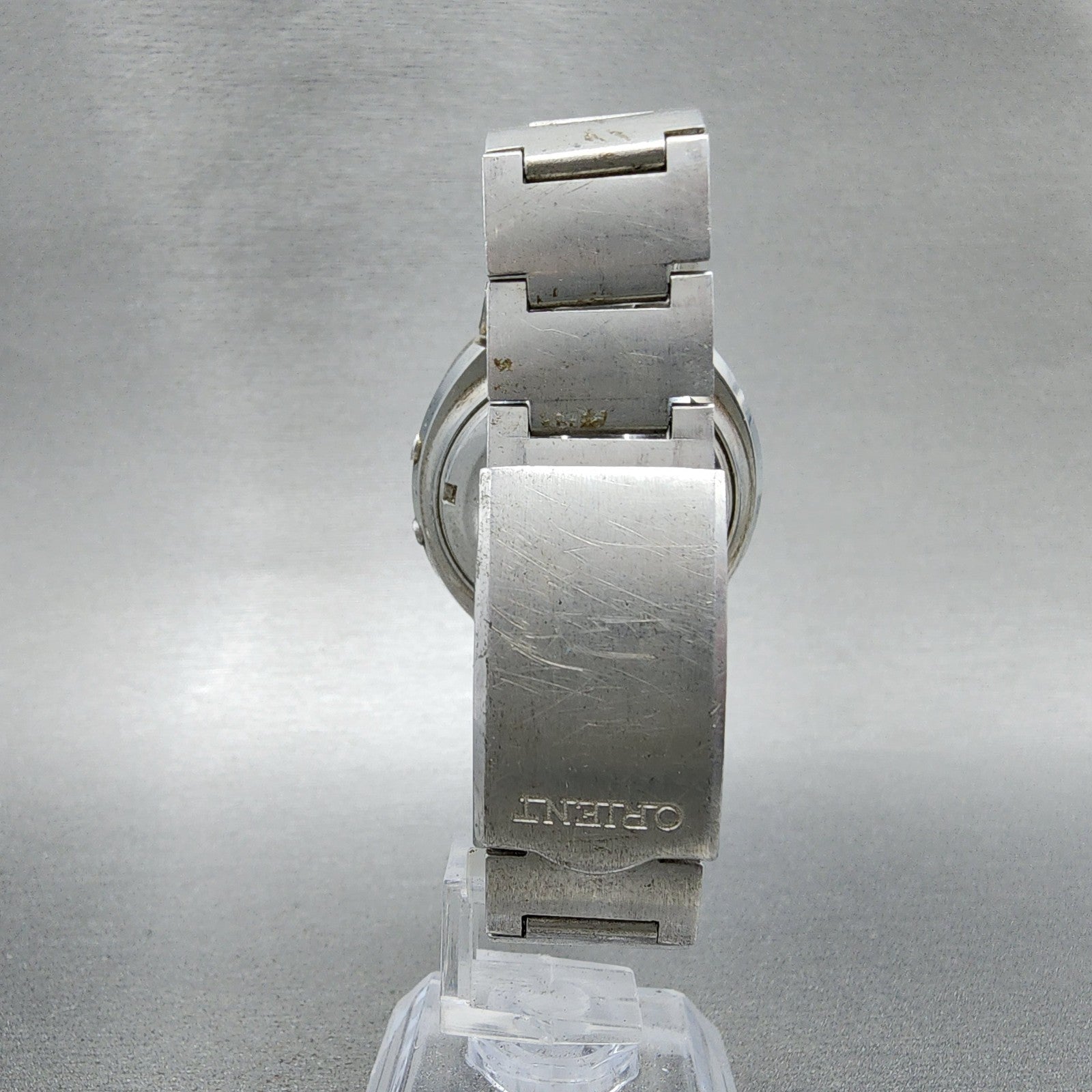 Orient Digital Watch Men 39mm Silver Tone LCD 62060140 VTG JDM PARTS8