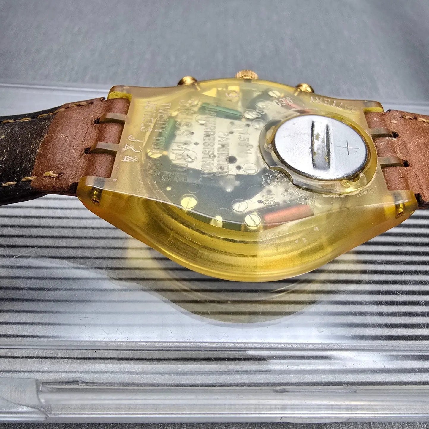 Swatch Chrono Honeytree Watch Men 37mm White Dial Yellow Case SCN107 New Battery11