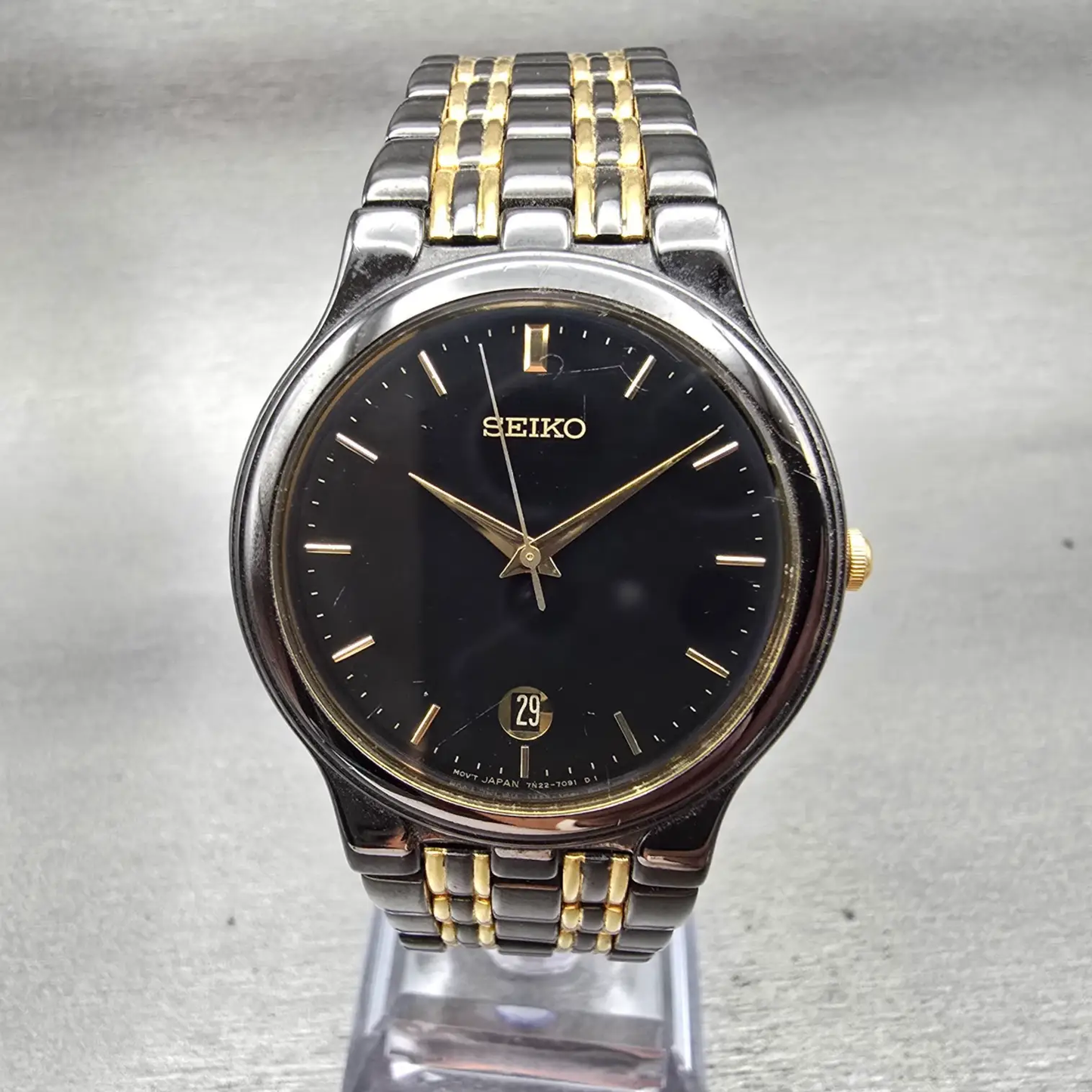 Seiko Watch Men 34mm Black Dial Black &Gold Date Round 7N22-7041 New Battery VTG0