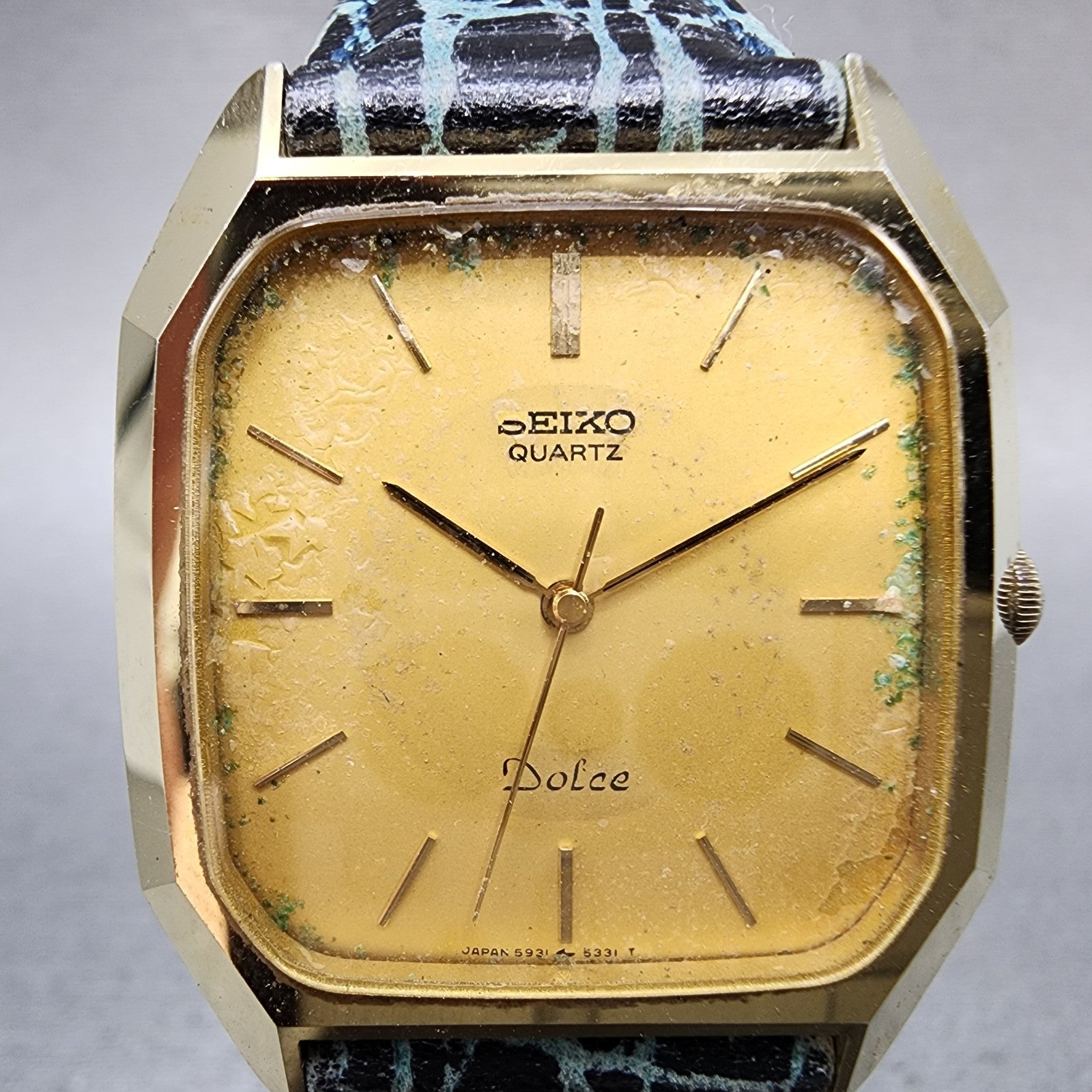 Seiko Dolce Tank Watch Men 30mm Gold Dial Gold Tone Rectangle 59315300 New Batt1