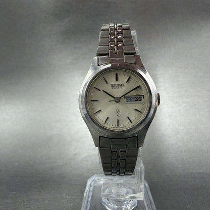 Seiko Watch Women 25mm White Dial Silver Tone Daydate 2623-0170 New Battery5
