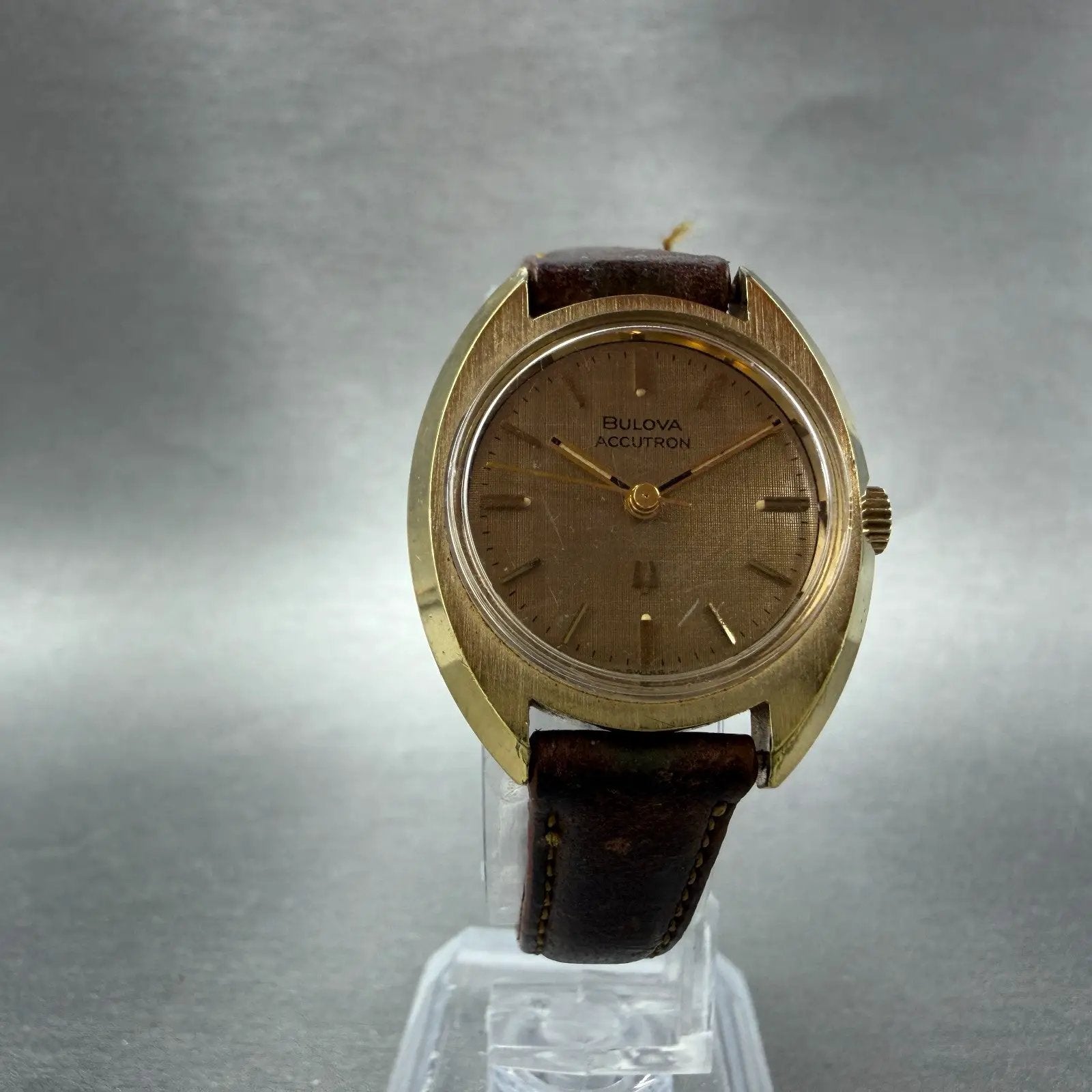Bulova Accutron Watch Women 27mm Champagne Dial Gold Tone Round N3 PARTS Vintage6