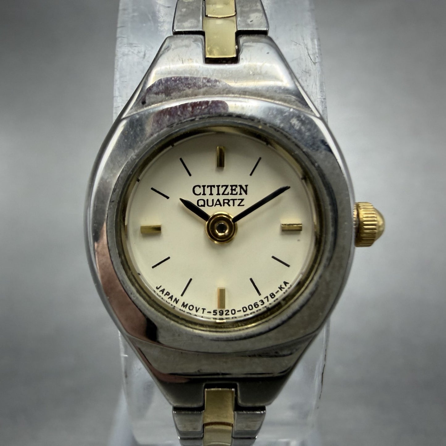 Citizen Watch Women 17mm Cream Dial Two Tone Round 5920-S91531 New Battery VTG1