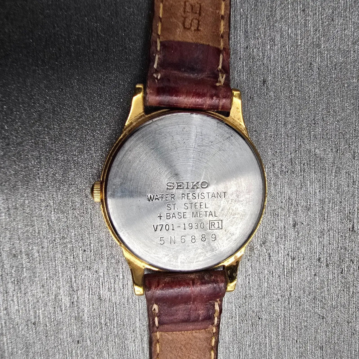 Seiko Watch Women 25mm White Dial Gold Tone Round V701-1930 New Battery VTG JP10