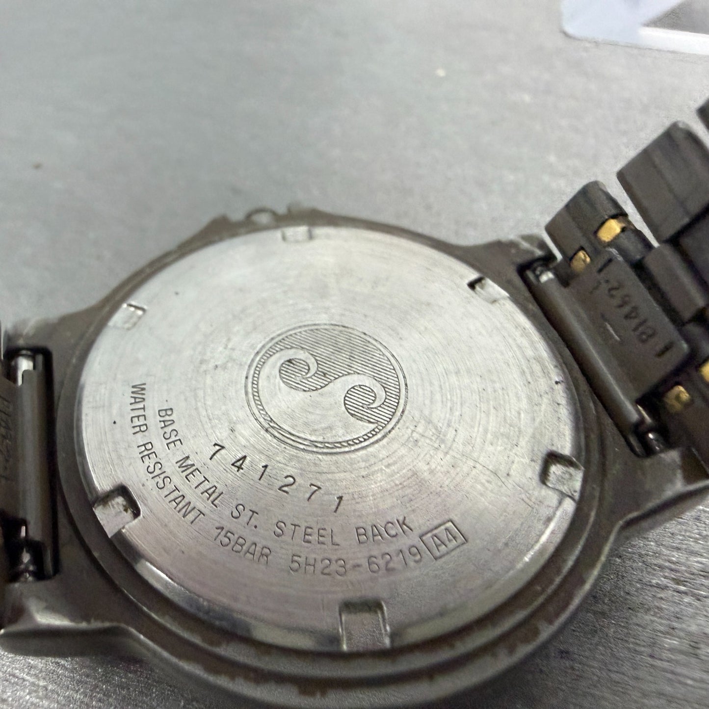 Seiko SQ Sports 150 Watch Men 36mm Gray Dial Two Tone Daydate 5H23-6219 PARTS10