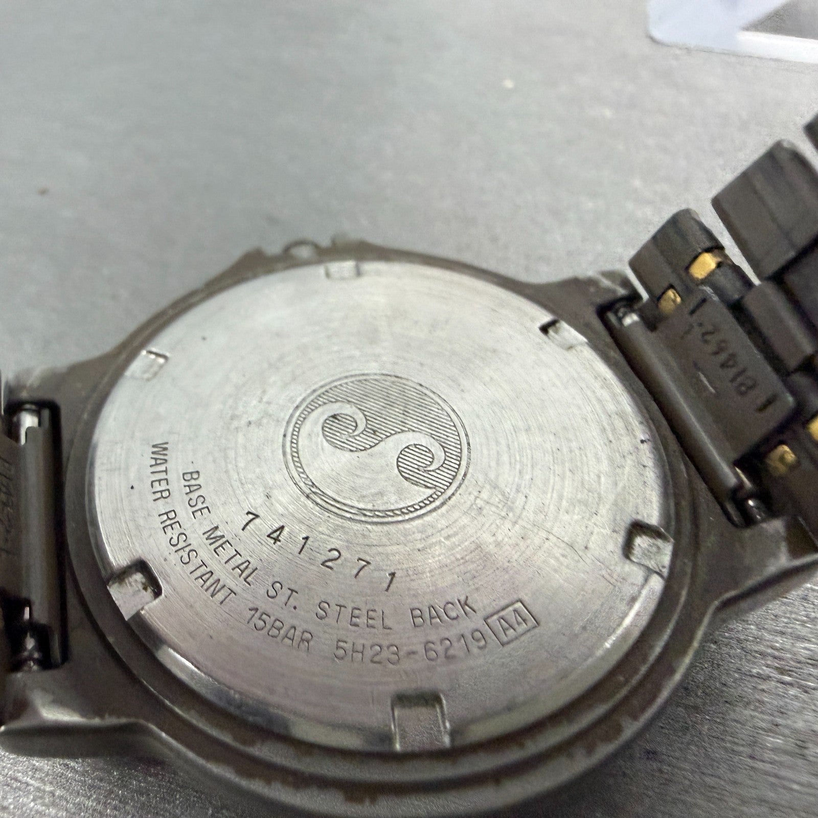 Seiko SQ Sports 150 Watch Men 36mm Gray Dial Two Tone Daydate 5H23-6219 PARTS10