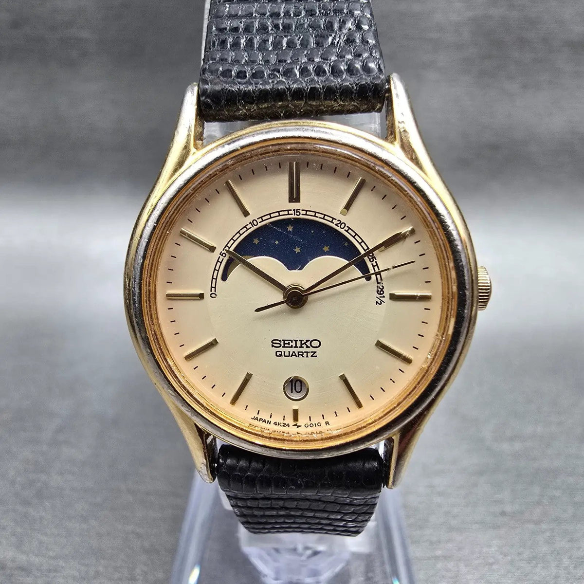 Seiko Moon Phase Watch Women 25mm Champagne Dial Gold Date 4K24-0019 New Batt 452