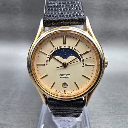 Seiko Moon Phase Watch Women 25mm Champagne Dial Gold Date 4K24-0019 New Batt 452