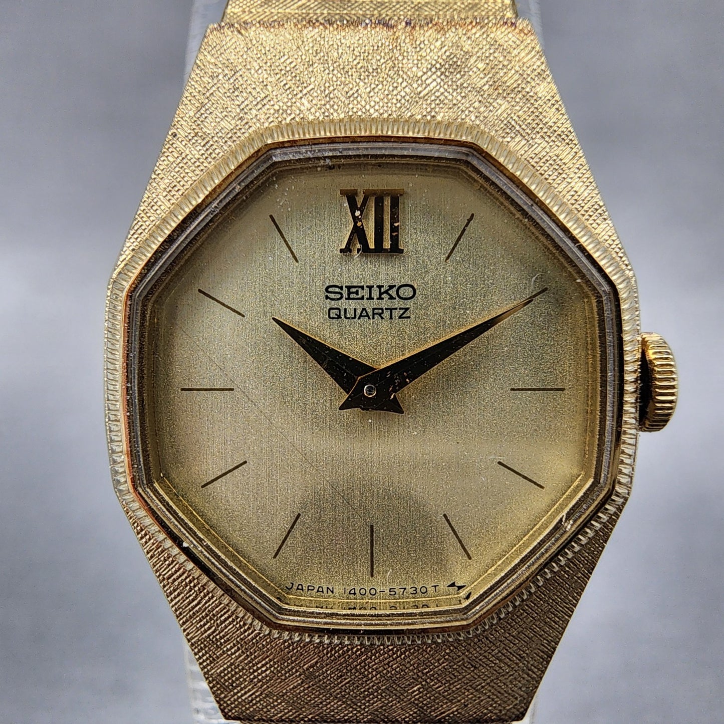 Seiko Watch Women 18mm Champagne Dial Gold Tone Round 14008019 New Battery1
