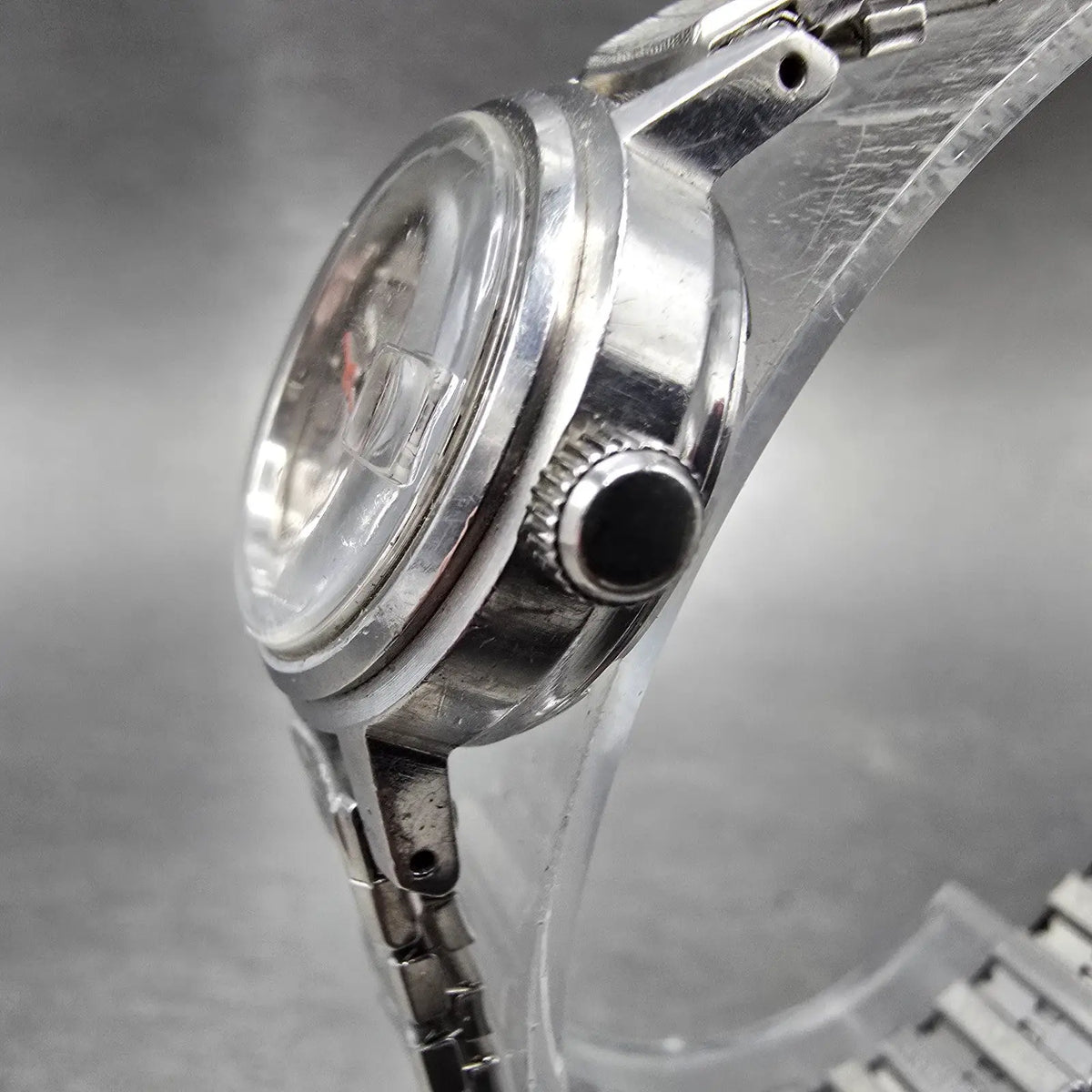 Seiko Automatic Watch Women 24mm Silver Dial Silver Tone Date 2205-0599 PARTS JP3