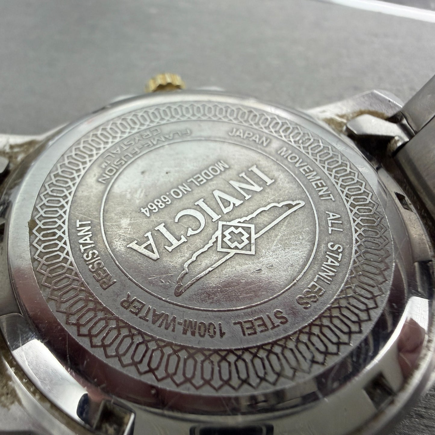 Invicta Watch Men 44mm Blue Dial Two Tone Date Round 6864 CRACKED!!! New battery9