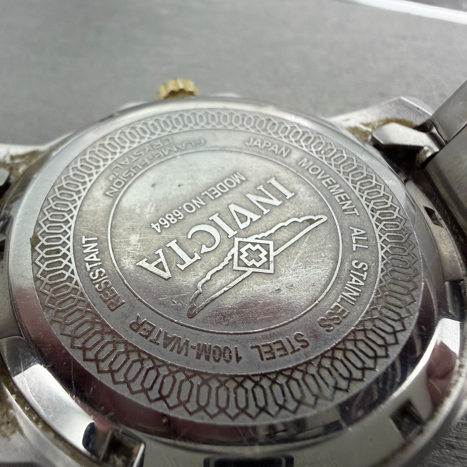 Invicta Watch Men 44mm Blue Dial Two Tone Date Round 6864 CRACKED!!! New battery9