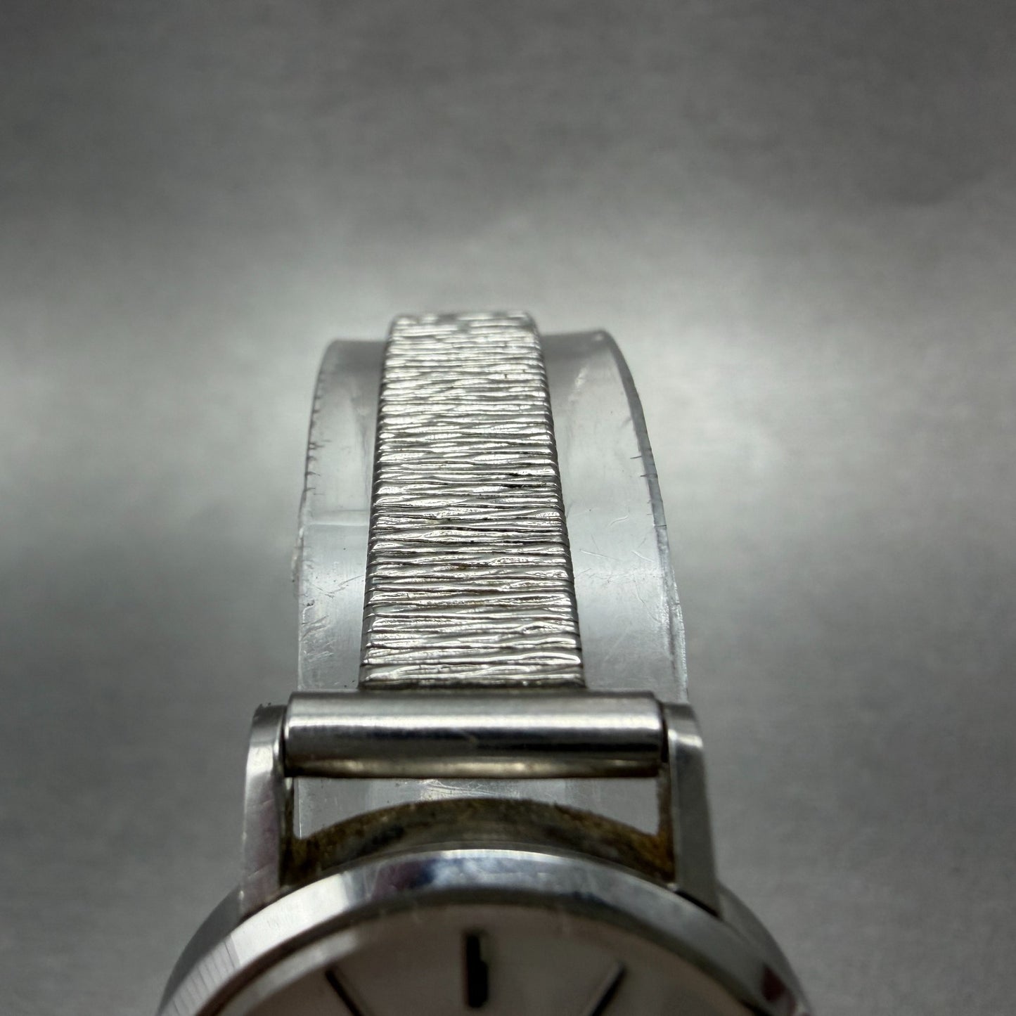 Seiko Watch Women 24mm White Dial Silver Tone Round 43-0070 New Battery Vintage24