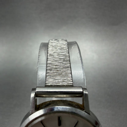 Seiko Watch Women 24mm White Dial Silver Tone Round 43-0070 New Battery Vintage24