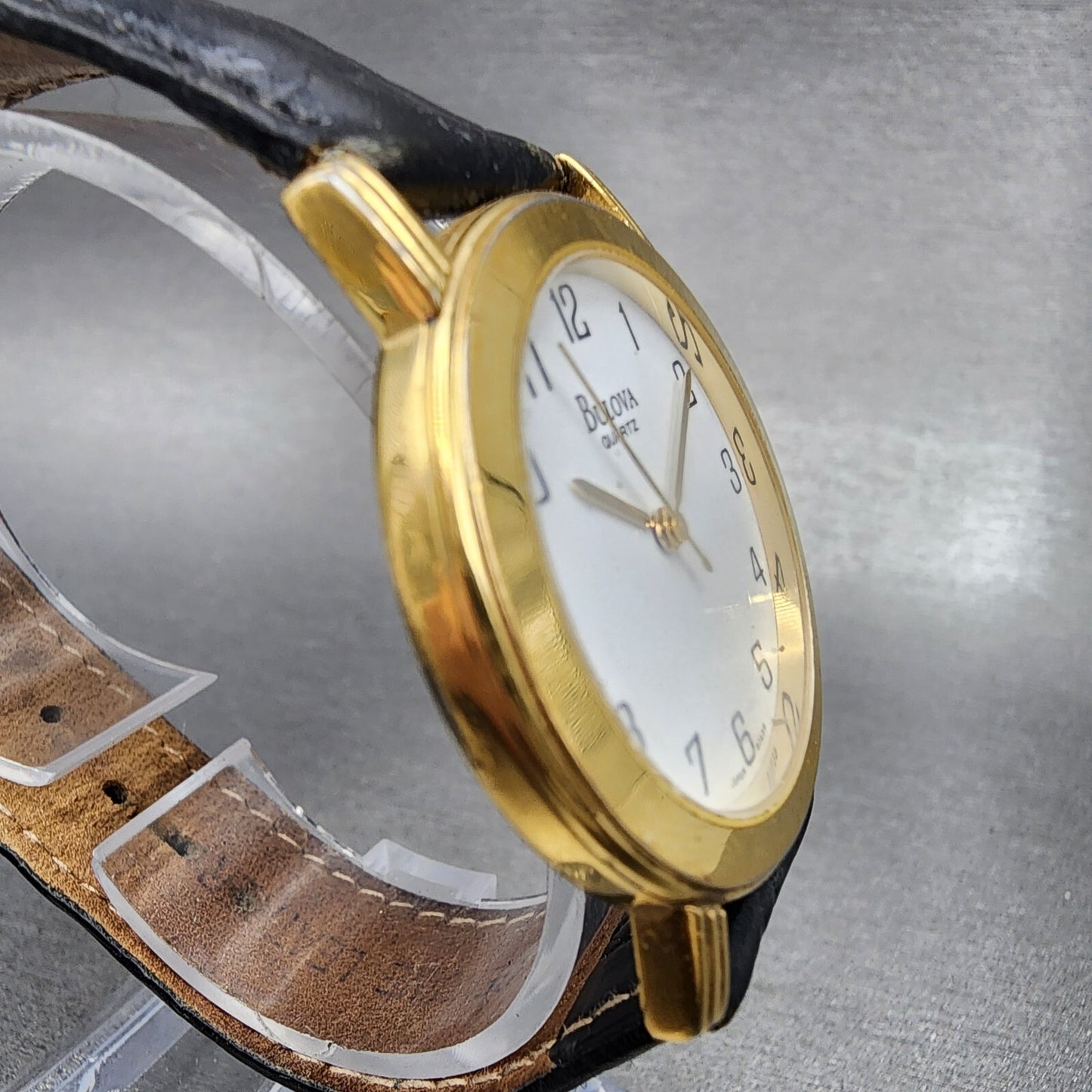 Bulova Watch Men 33mm White Dial Gold Tone Round 97A29 Leather Band New Battery3