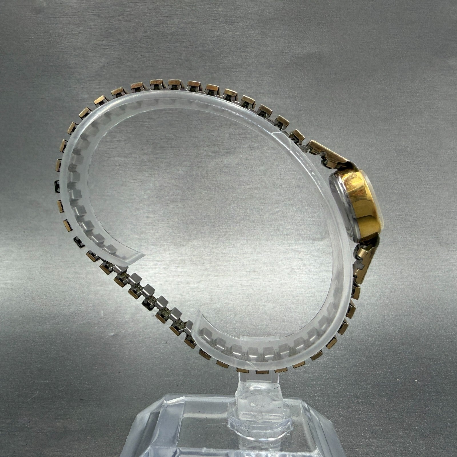 Hamilton Watch Women 14mm White Dial Gold Tone Oval New Battery Vintage ABC8