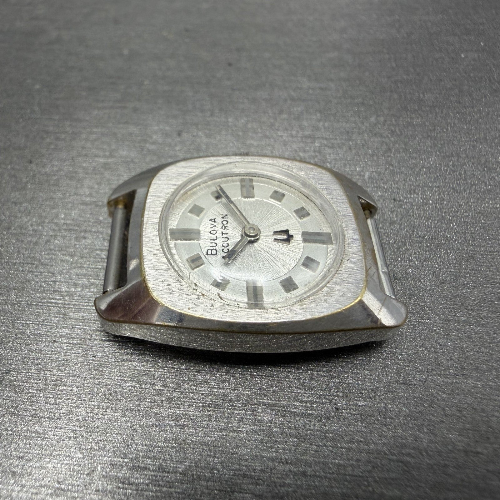 Bulova Accutron Watch Women 20mm Silver Dial White Gold Plated Tunning Fork Runs3