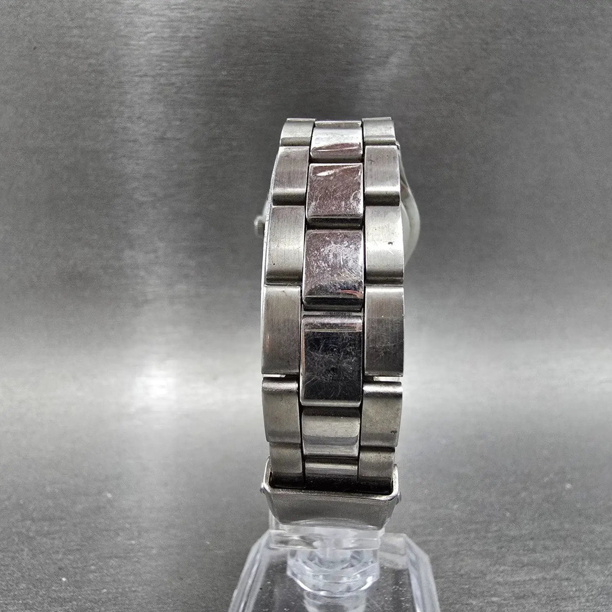 Citizen Reguno Watch Women 28mm White Dial Steel Atomic Solar Round Runs JDM9