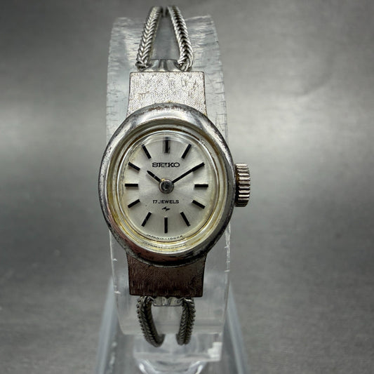 Seiko Watch Women 25mm Silver Dial Silver Tone Oval Manual 11-7380 Runs Vintage0