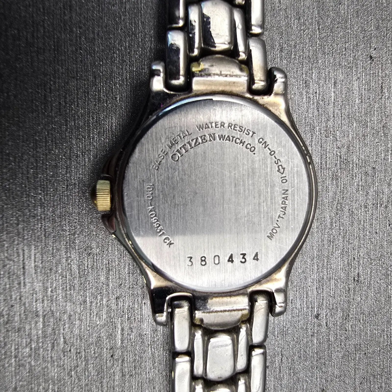 Citizen Watch Women 24mm Ivory Dial Two Tone Date Round 1010-K09931 New Battery10