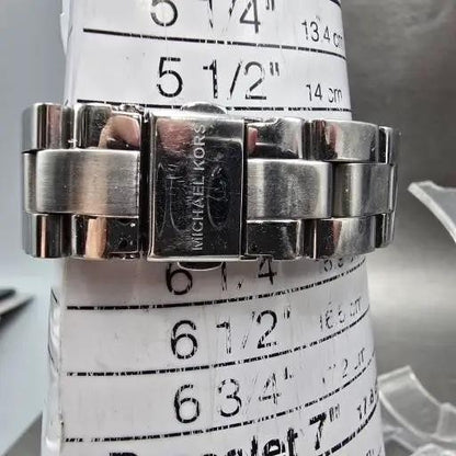 Michael Kors Madison Watch Women 33mm MOP Dial Silver Tone Date MK-5401 NewBat Q11