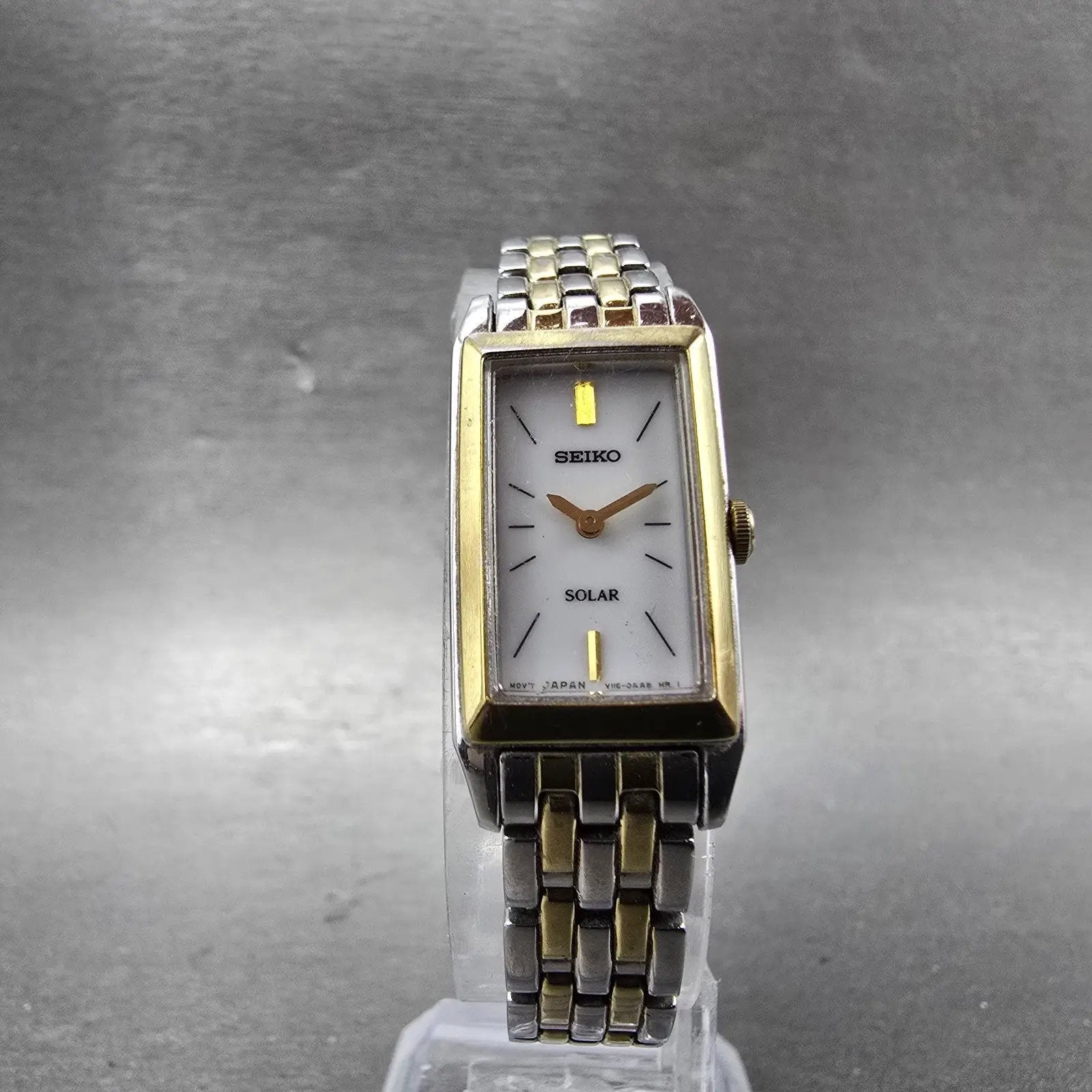 Seiko Solar Tank Watch Women 15mm White Dial Two Tone Rectangle V116-0AA0 WorksL5