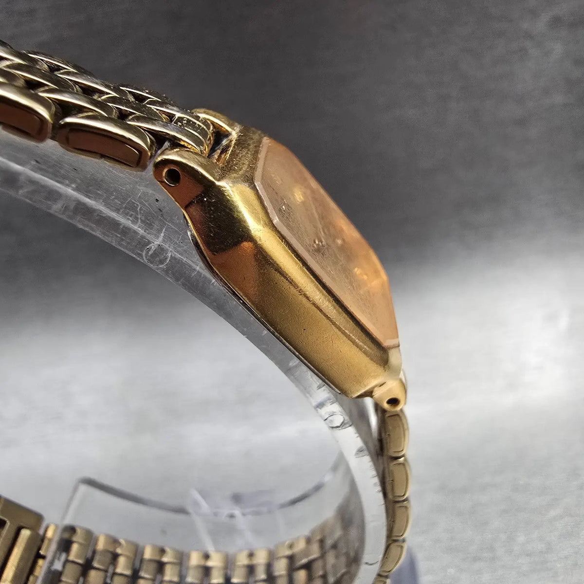 Seiko Watch Women 17mm Gold Dial Gold Tone Rectangle V400-5608 New Battery VTG3
