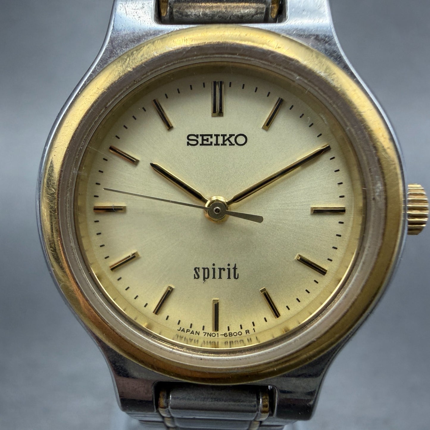 Seiko Spirit Watch Women 25mm Champagne Dial Two Tone Round 7N01-6A80 New Batter1