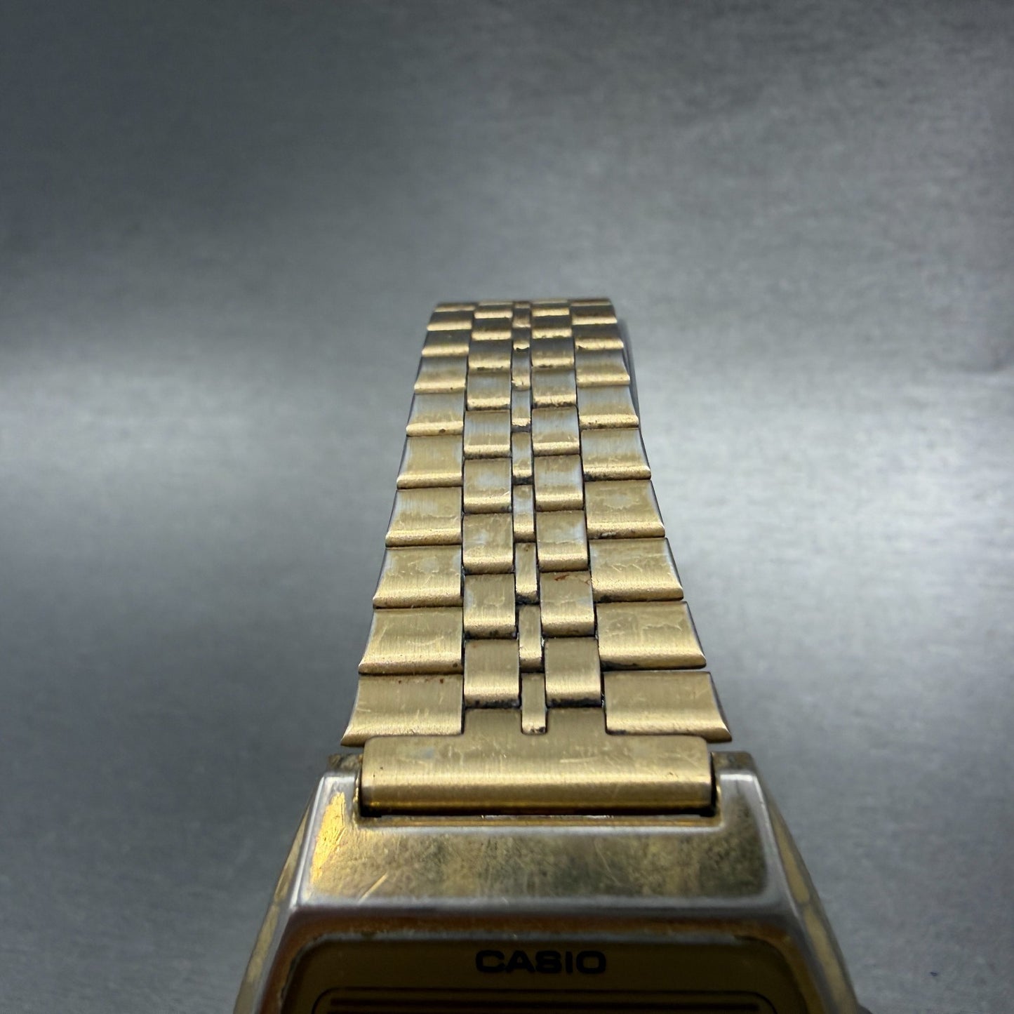 Casio B612W Watch Men 35mm Digital Gold Tone Date Round New Battery 350 VTG4