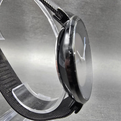 Bering Solar Watch Men 39mm Gray Dial Black Date Round Mesh 14639-122 Works3
