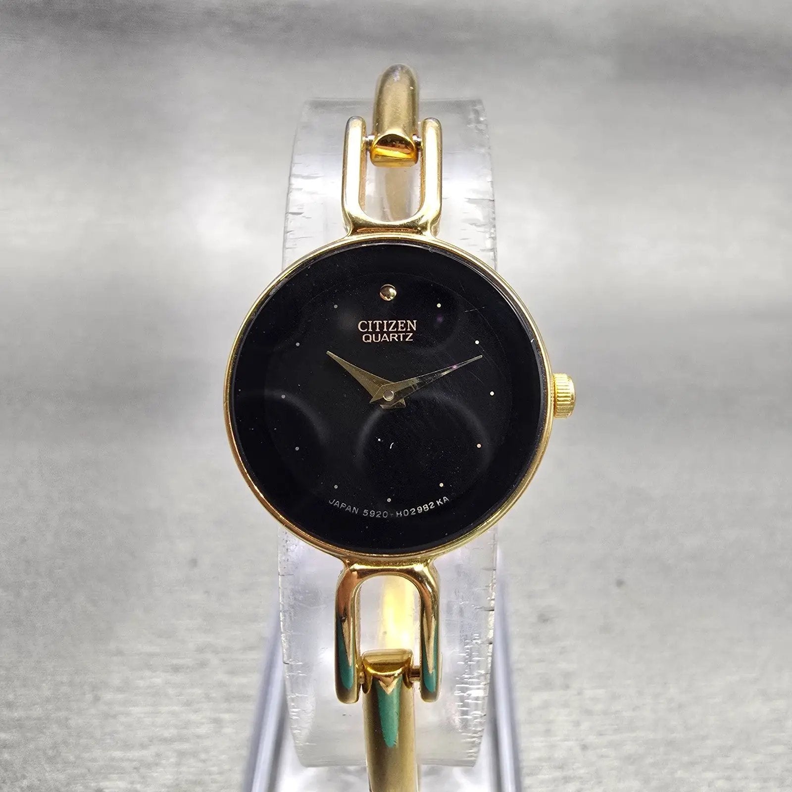 Citizen Watch Women 20mm Black Dial Gold Tone Round 5920-H01393 New Battery0