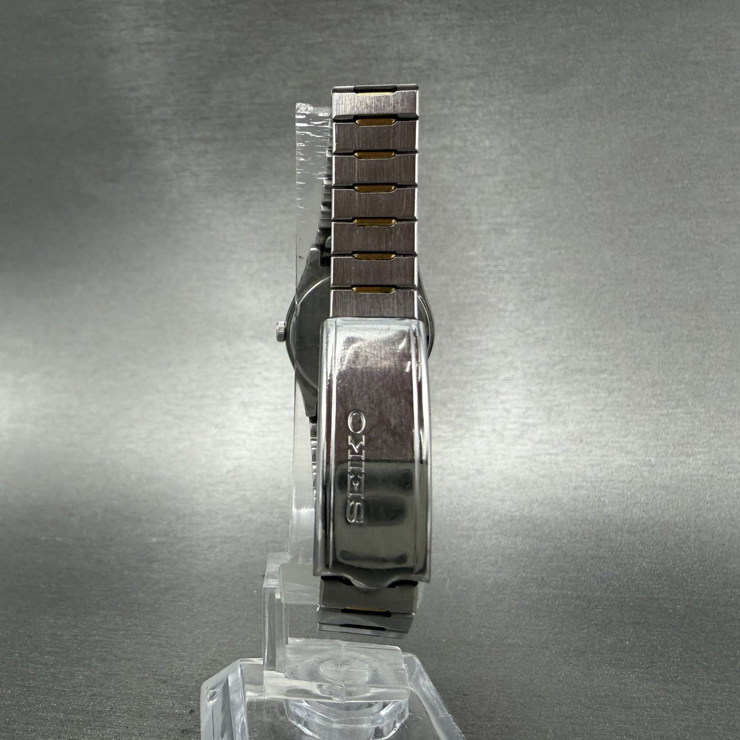Seiko Watch Women 22mm White Dial Two Tone Date Round 2A22-0100 New Battery7