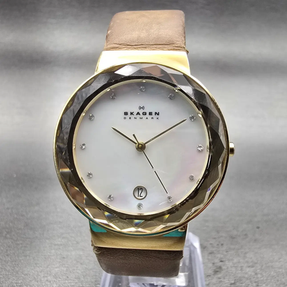 Skagen Watch Women 34mm MOP Dial Gold Tone Date Round SKW2166 New Battery0