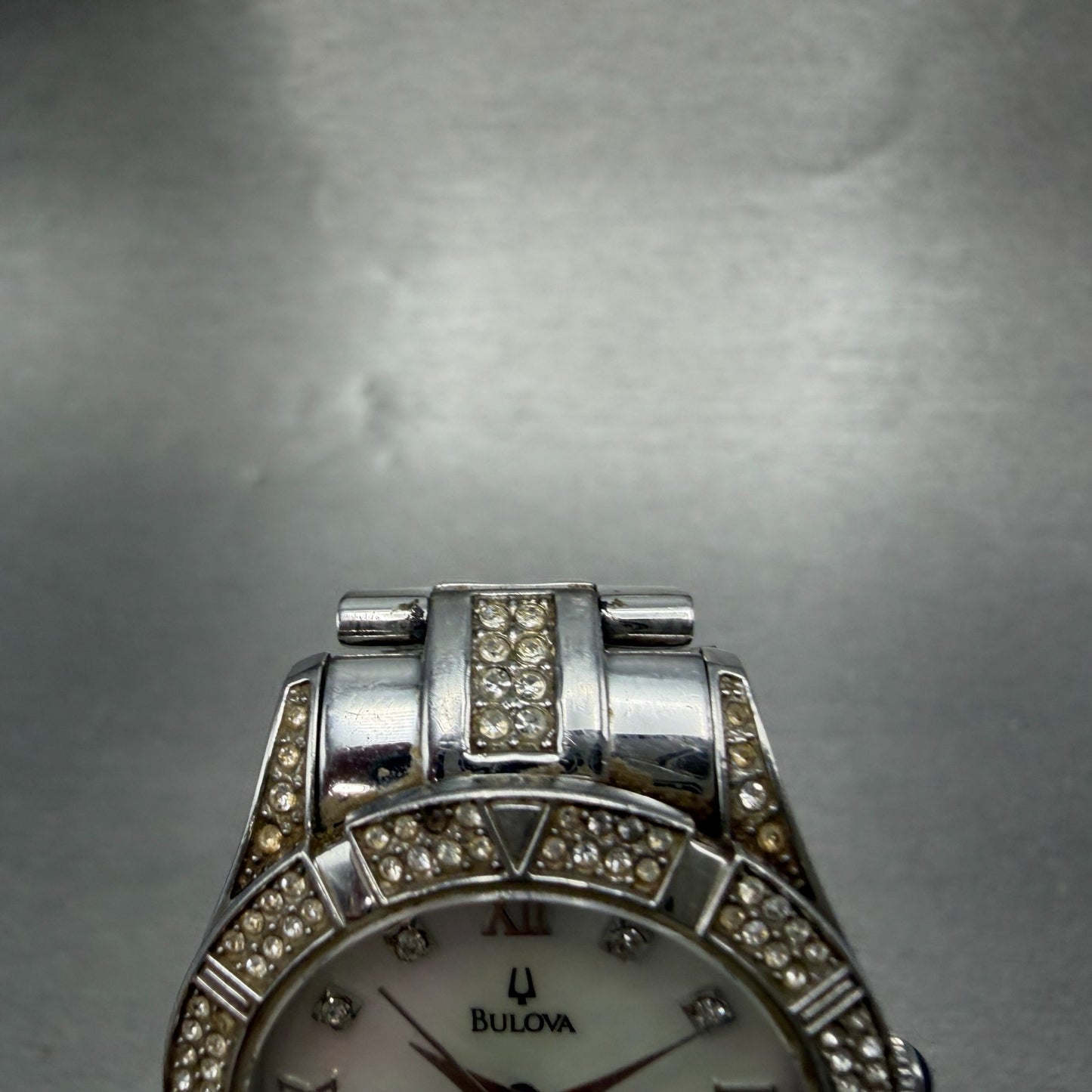 Bulova Watch Women 30mm MOP Dial Silver Tone Round 96L116 New Battery Crystals4
