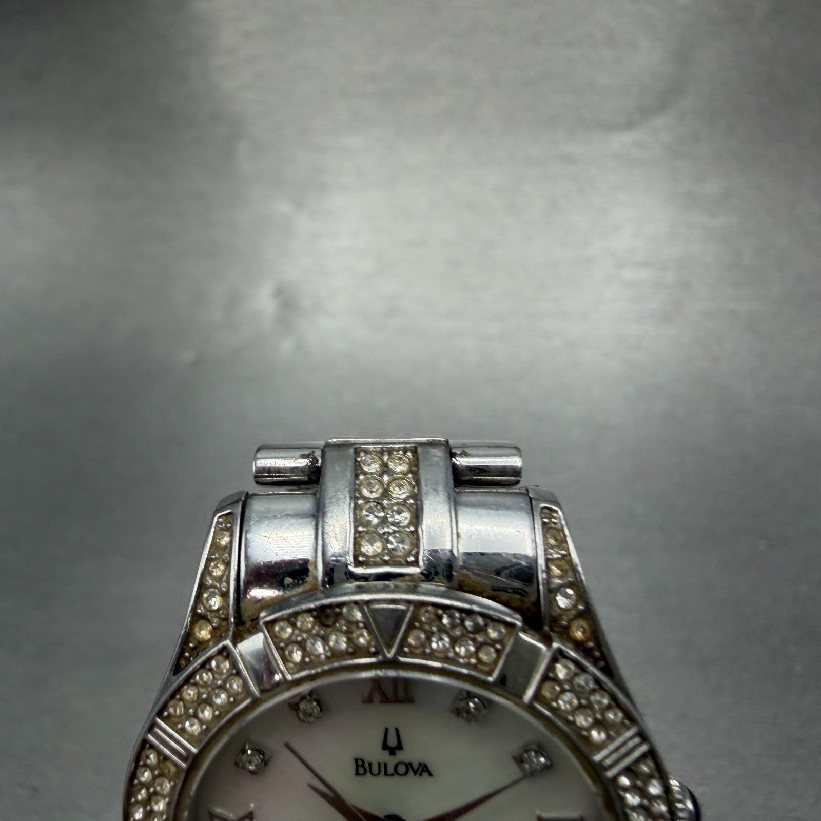Bulova Watch Women 30mm MOP Dial Silver Tone Round 96L116 New Battery Crystals4