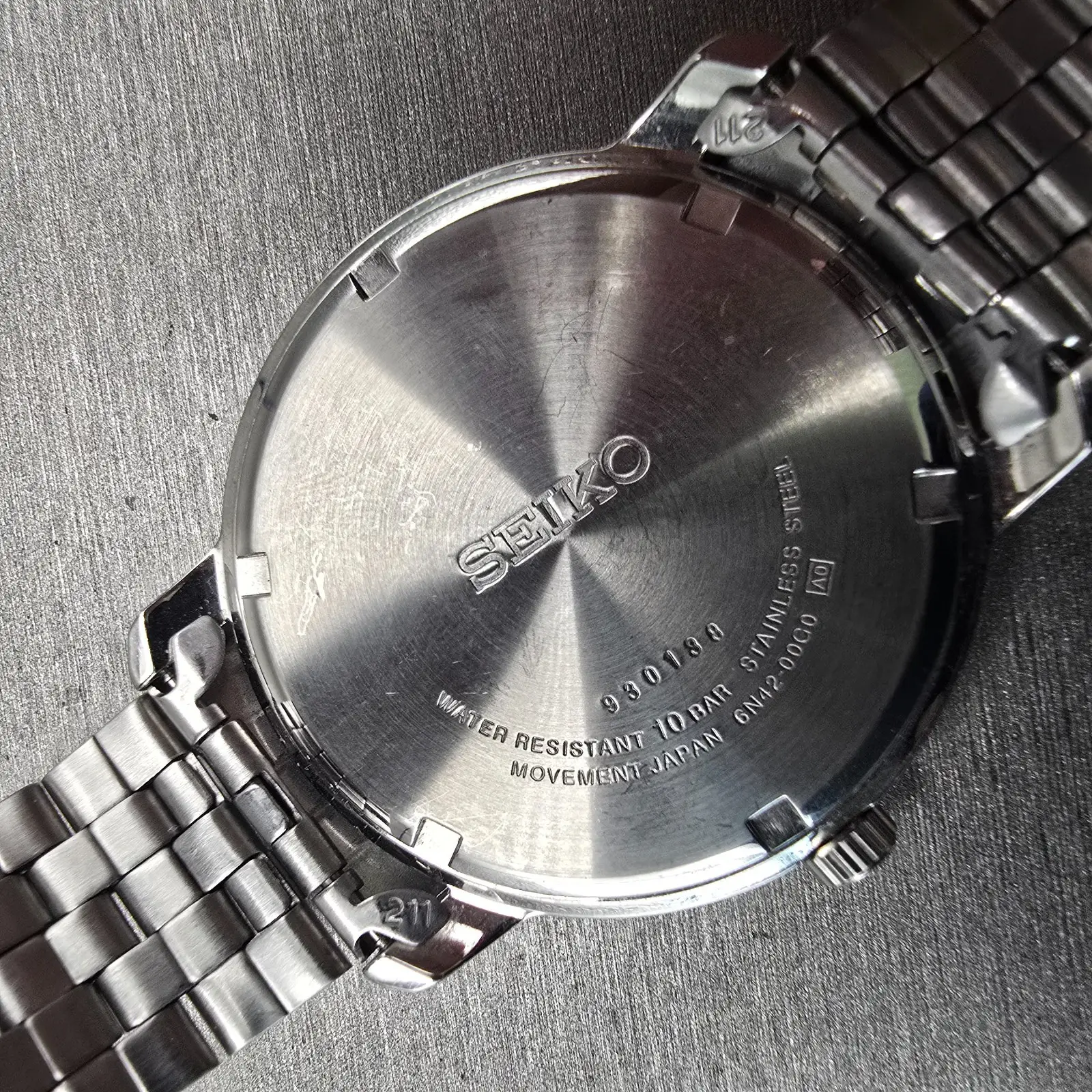 Seiko Watch Men 41mm Silver Dial Silver Tone Date Round 6N42-00G0 New Battery10