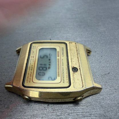 Seiko Digital Watch Men 33mm LCD Gold Tone alarm Chrono A639-5009 New battery4