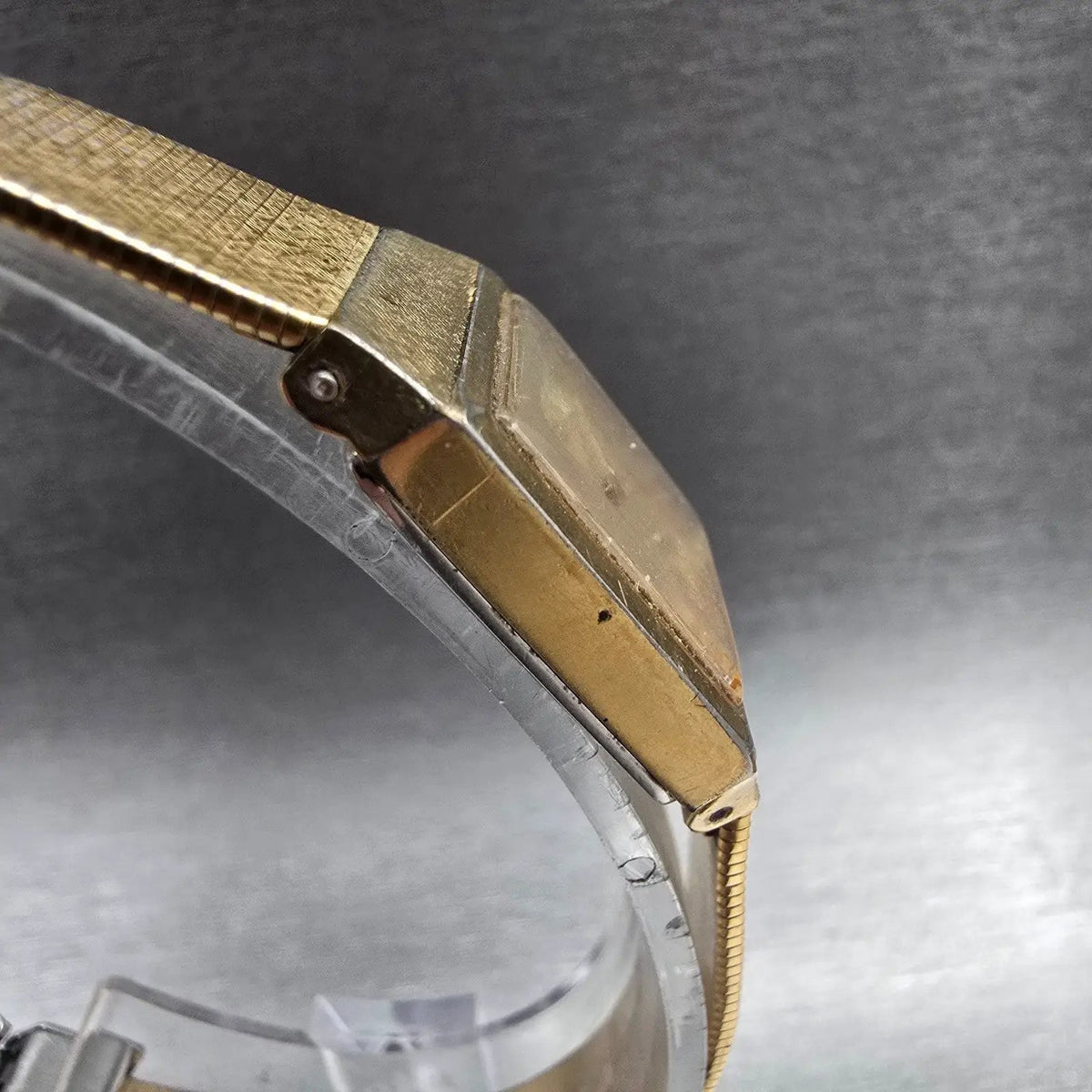 Seiko Watch Women 16mm Gold Dial Gold Tone Rectangle 2C20-5299 New Battery3