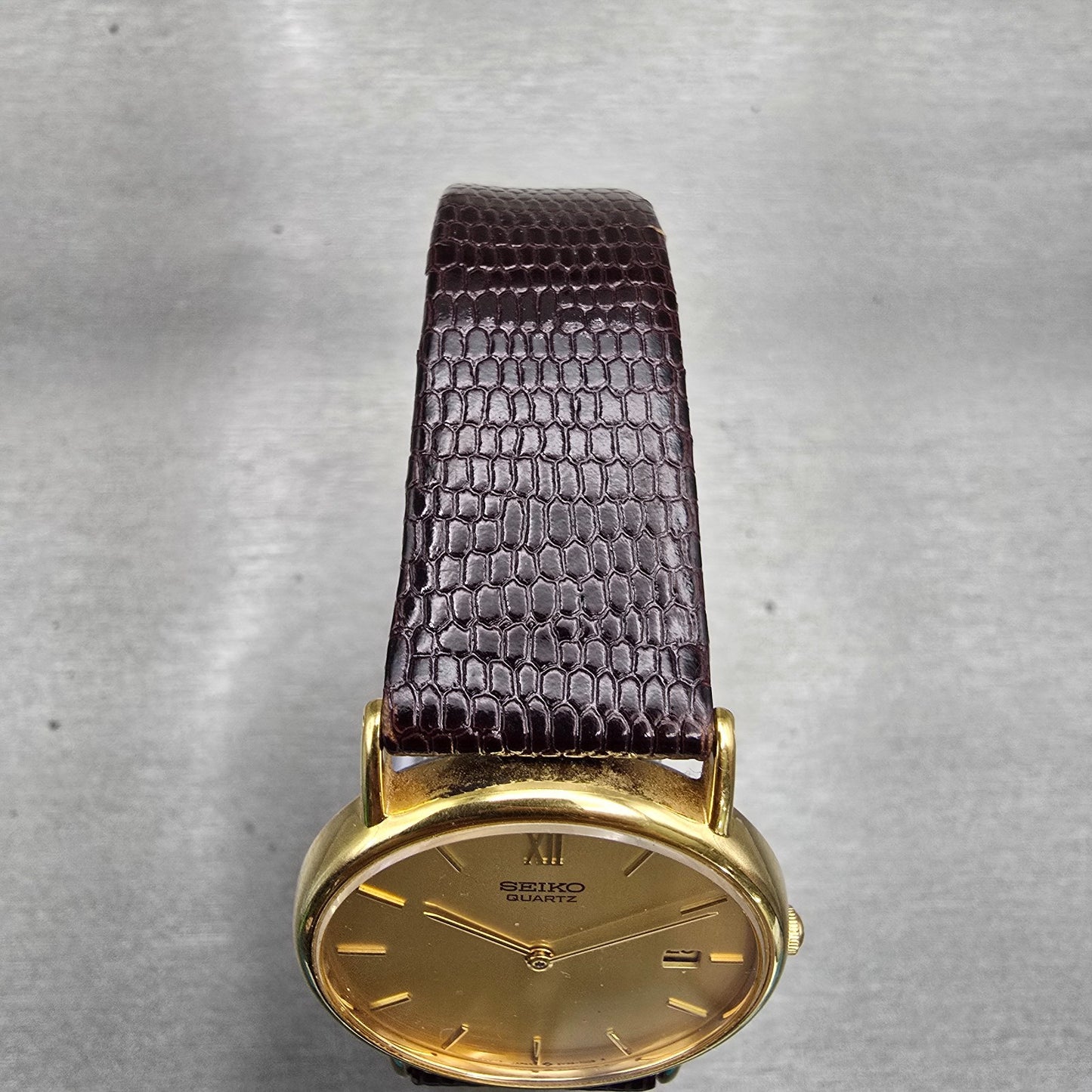 Seiko Watch Men 32mm Gold Dial Gold Tone Date Round 5Y39-7010 New Battery VTG4