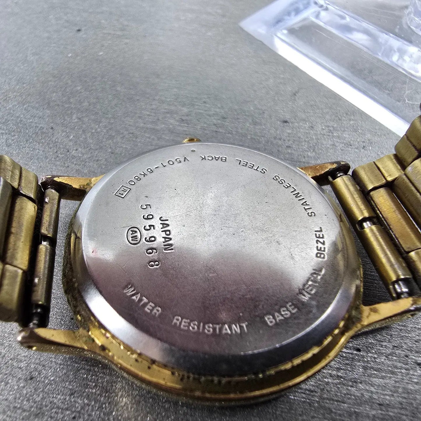 Seiko Alba Watch Men 33mm Cream Dial Gold Tone Round V501-6K80 New Battery HHJKB9