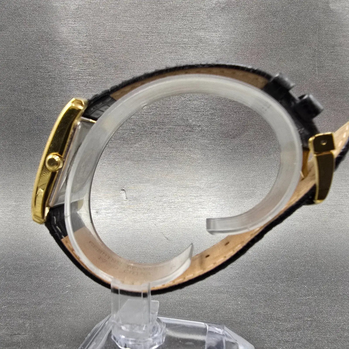 Citizen Eco-Drive Tank Watch Men 27mm White Dial Gold E030-H31748 Runs Leather6