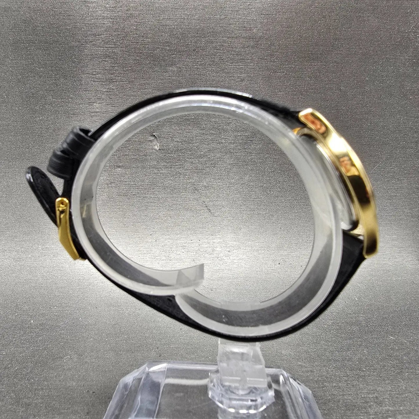 Movado Museum Watch Women 28mm Black Dial Gold Tone Round 87 E4 0823 New Batt MR7
