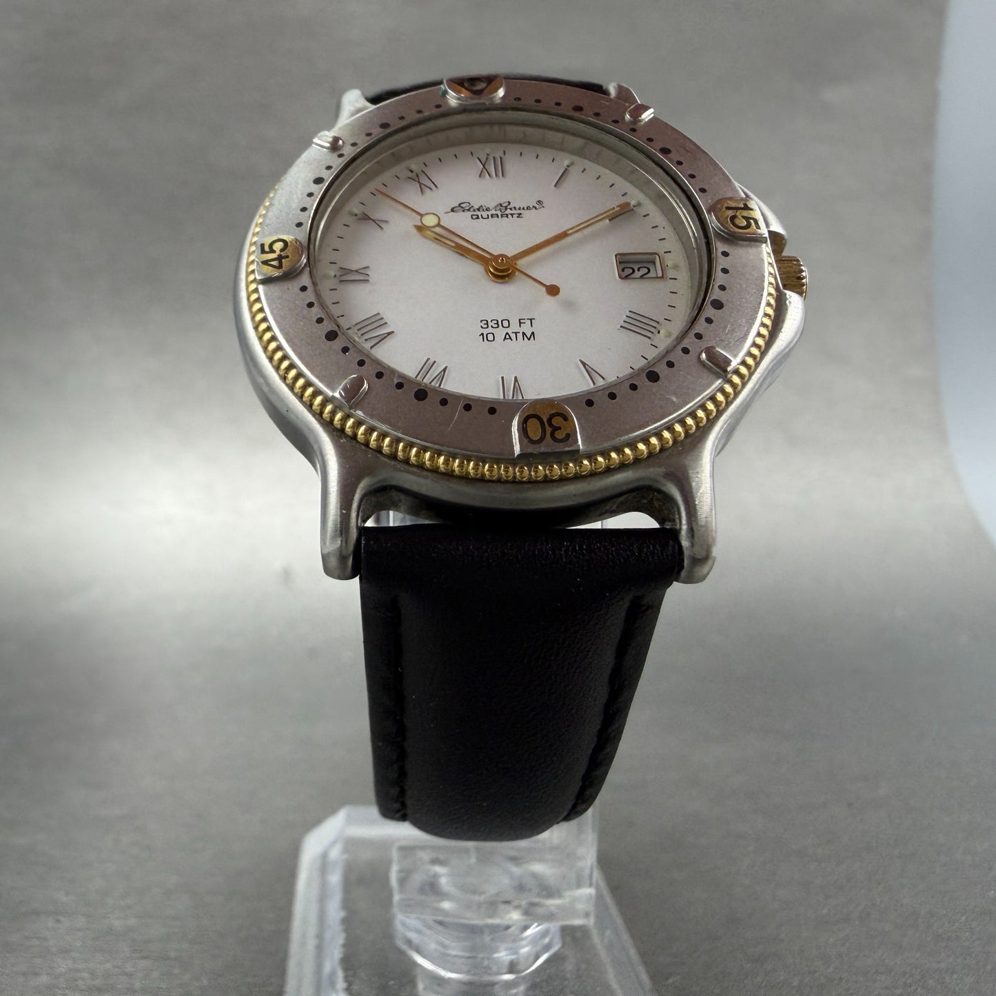 Eddie Bauer Dive Watch Men 36mm White Dial Two Tone Date Round New Battery6