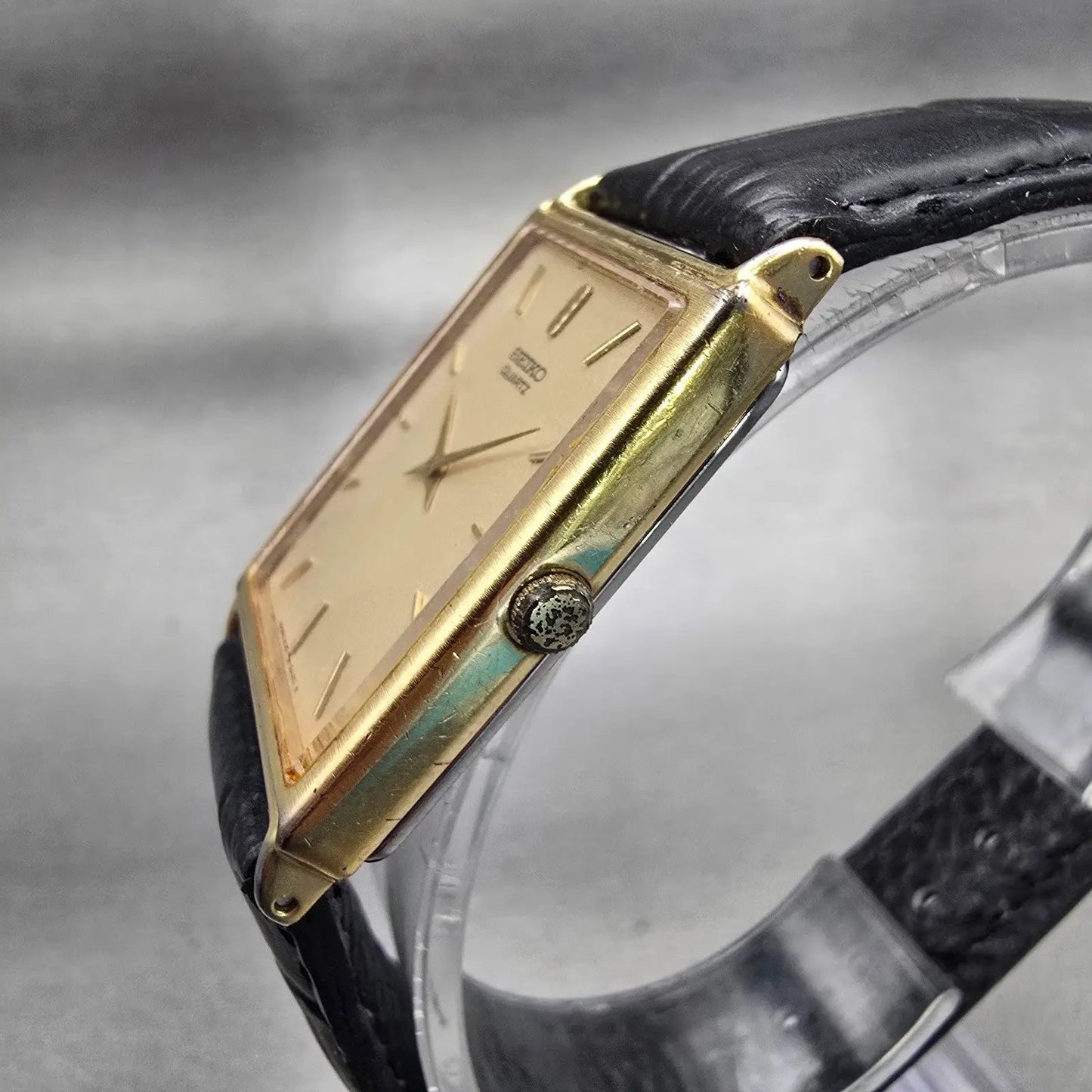 Seiko Watch Men 24mm Champagne Dial Gold Tone Rectangle 5Y30-5A09 New Battery2
