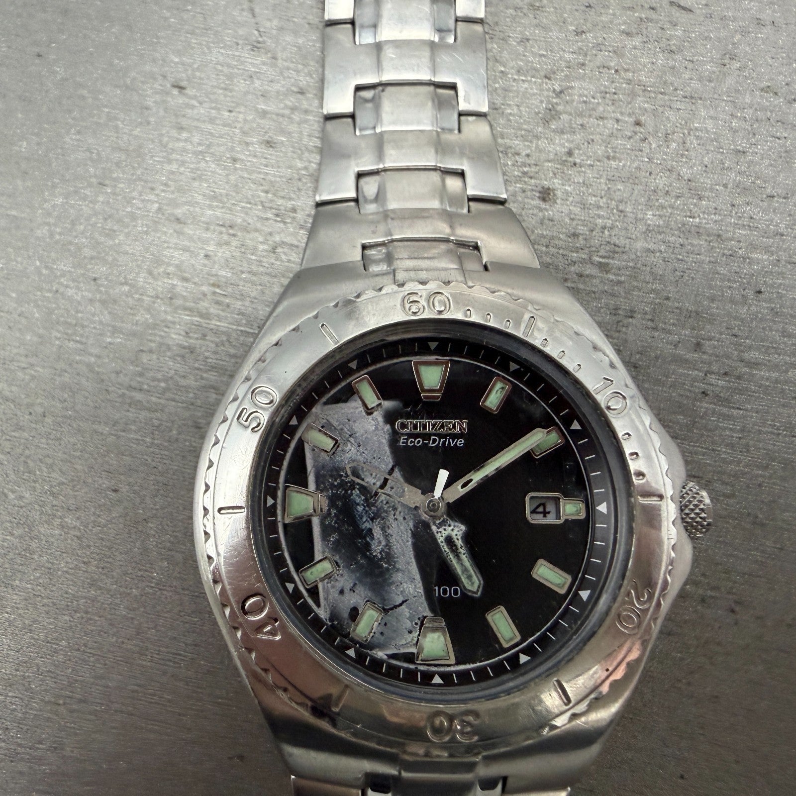 Citizen Eco-Drive Watch Men 40mm Black Dial Silver Tone Date E110-K000432 PARTS0