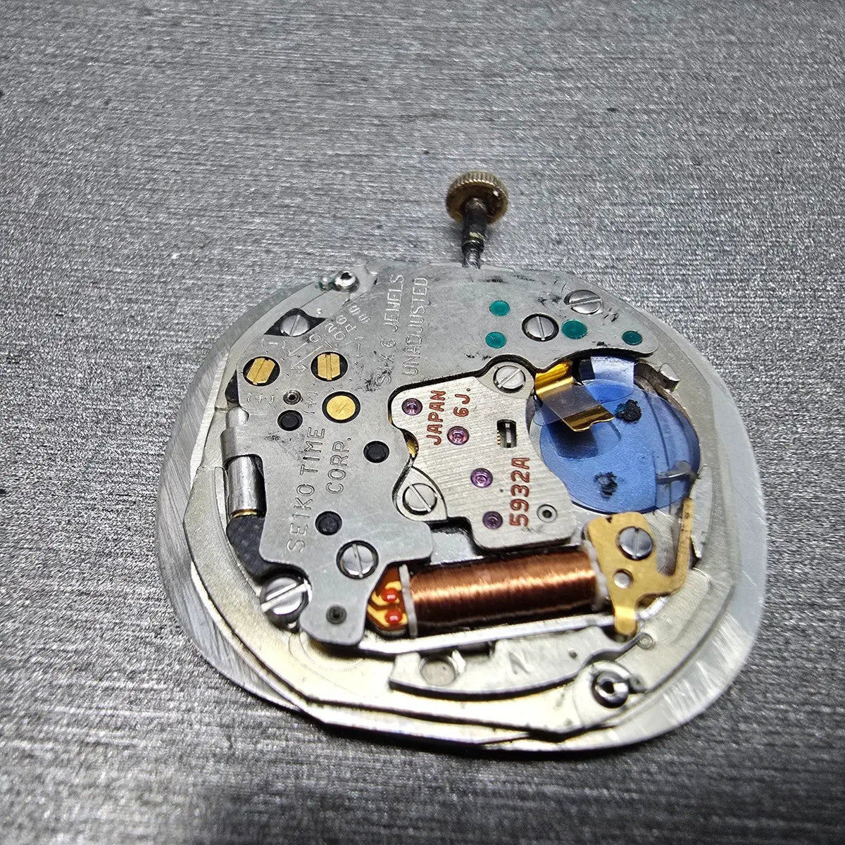 Seiko 5932A Quartz Movement Date Three Hand Parts Vintage 6 Jewels2